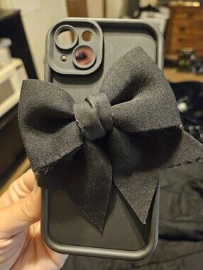 Black Iphone Case with Bow accessory